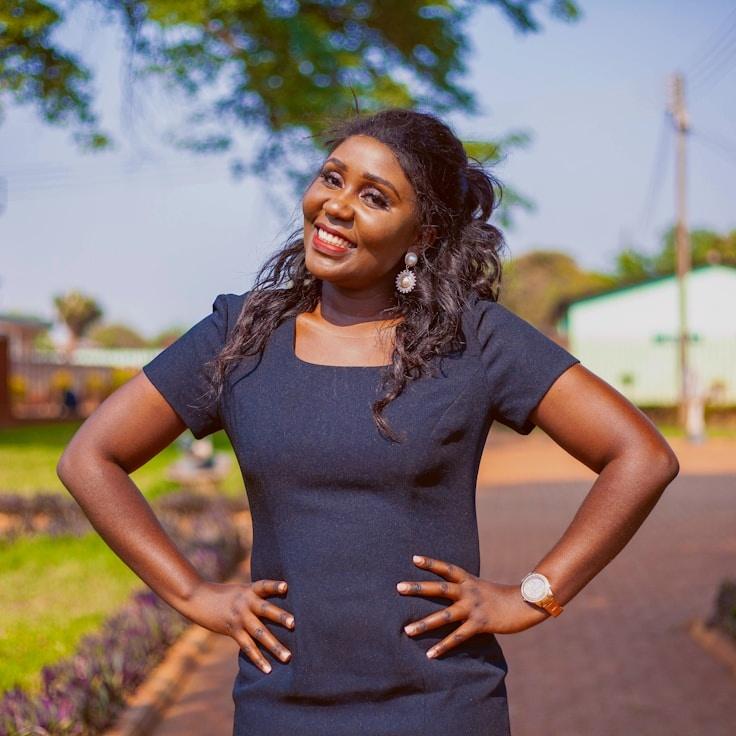 Portrait of Mei Chen meditation instructor